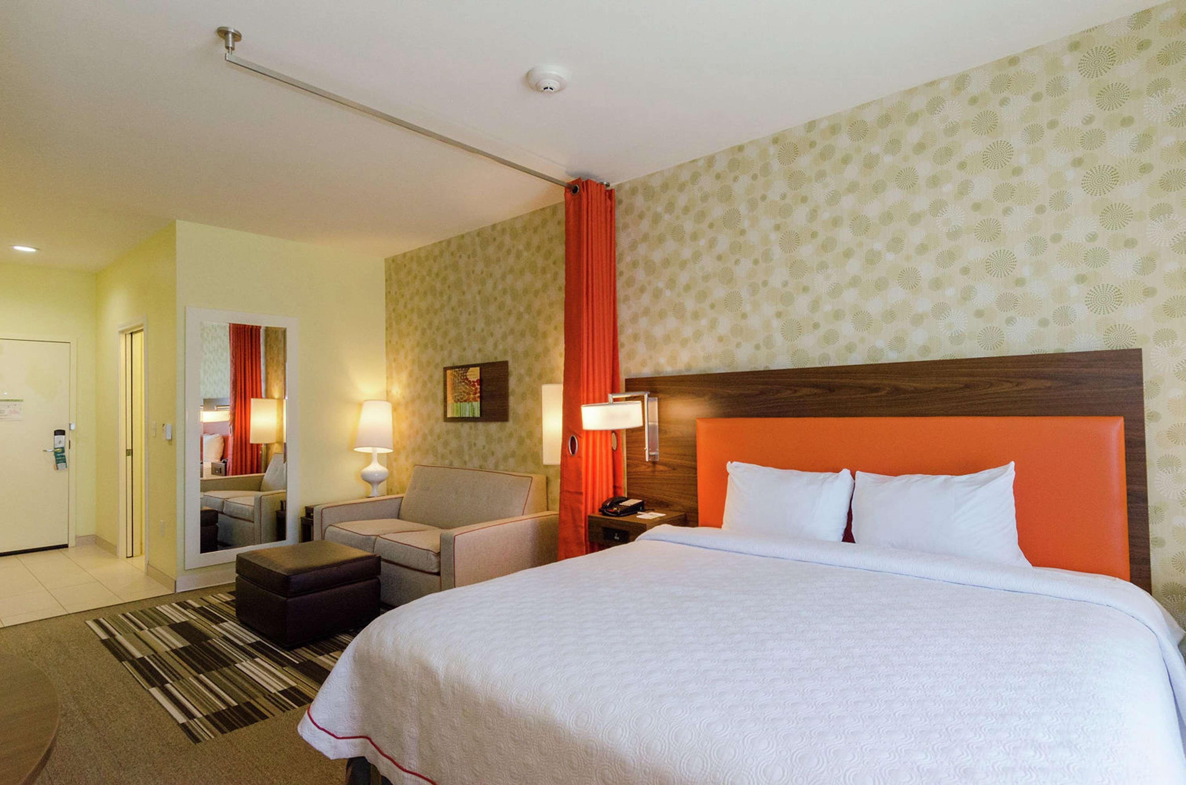 Hotel Home2 By Hilton